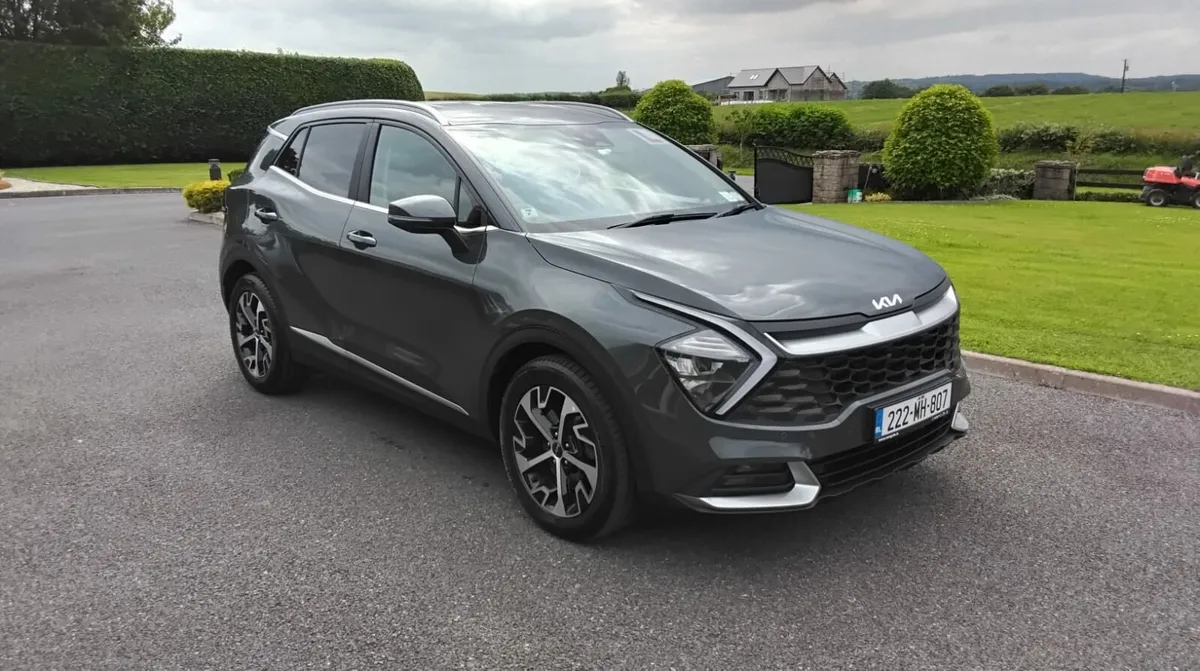 KIA SPORTAGE K3..1.6 DIESEL..LOW MILES - Image 1