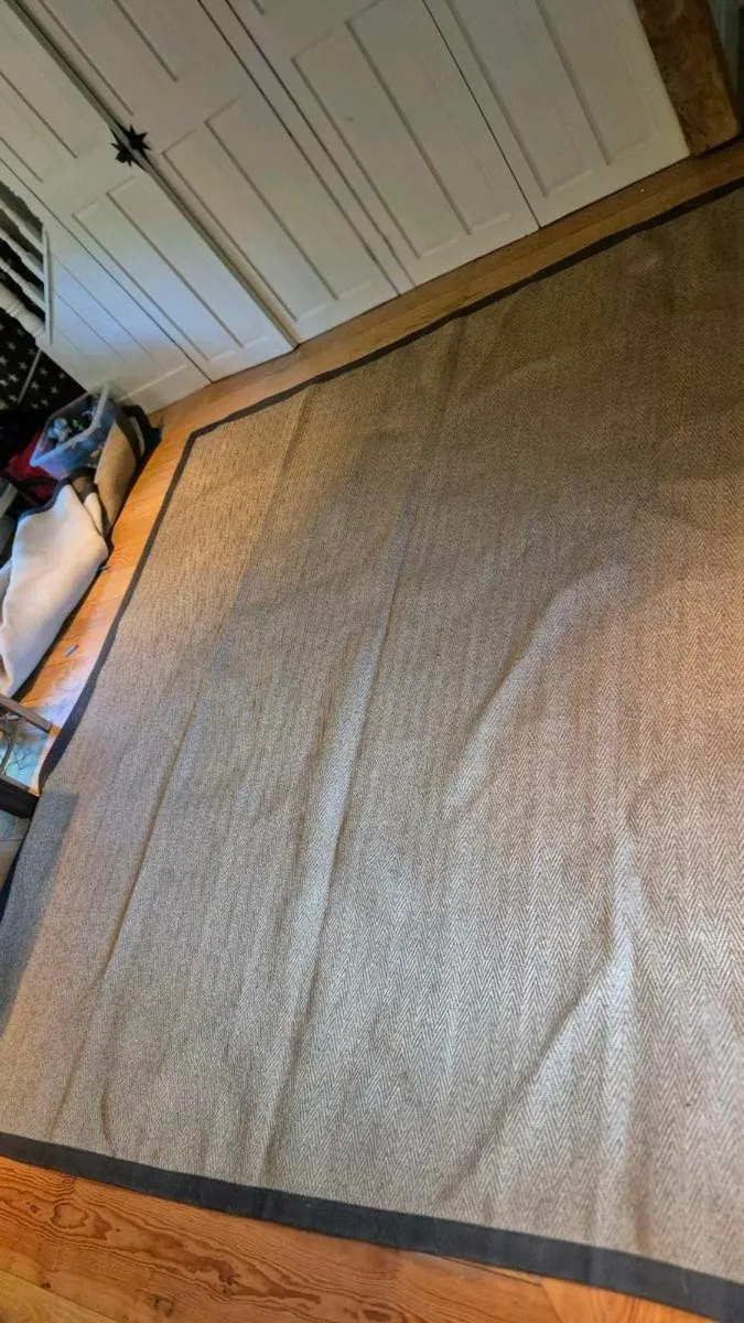 Herringbone Rug - Image 2