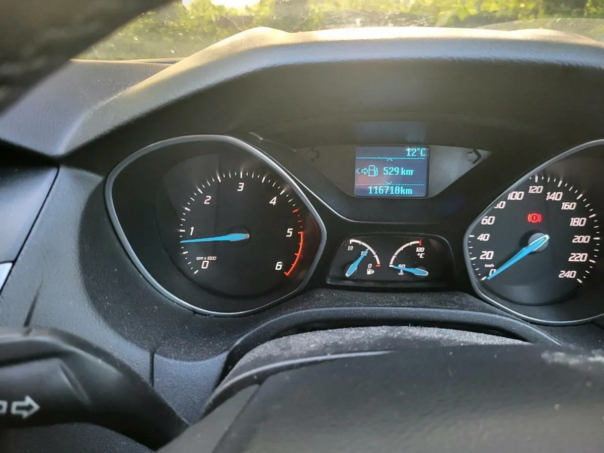 Ford Focus low kms!!! - Image 4