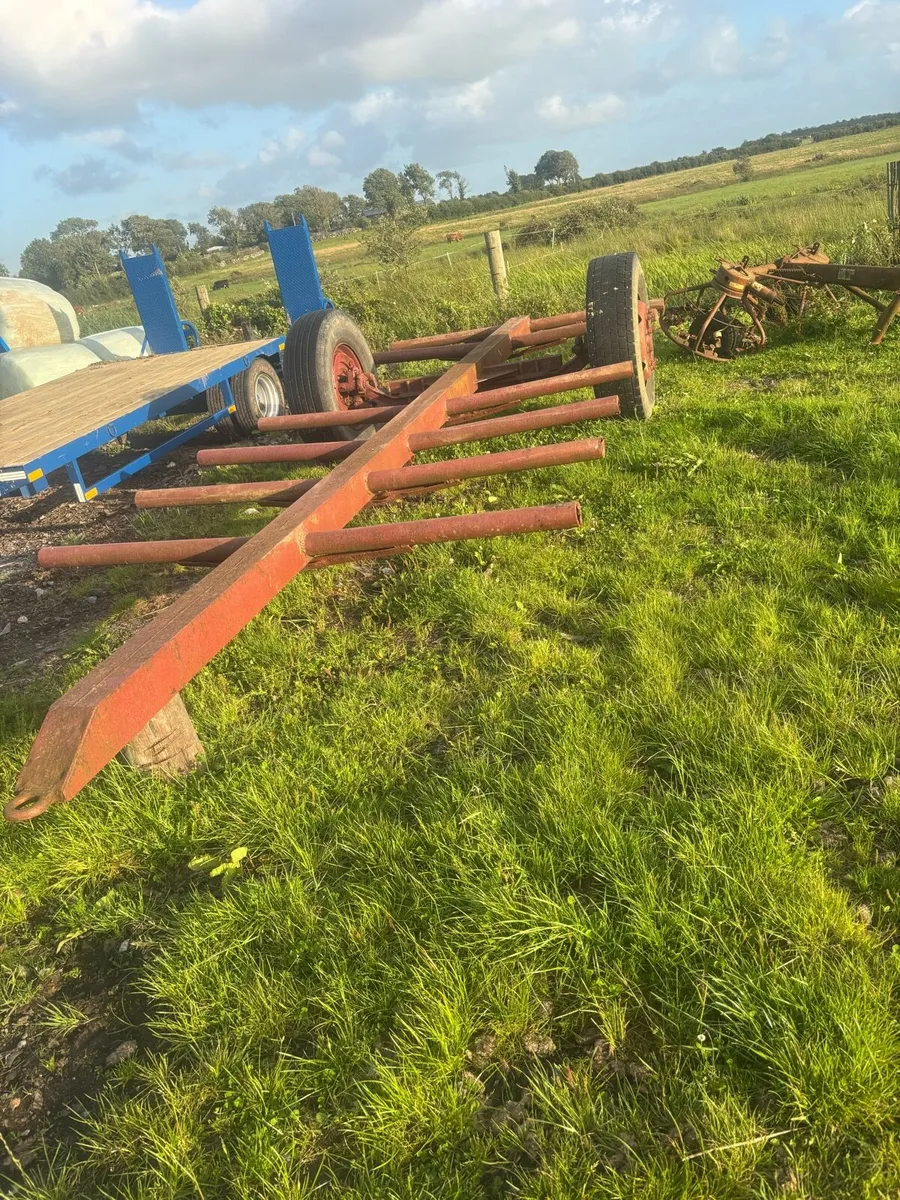 Bale trailers - Image 1