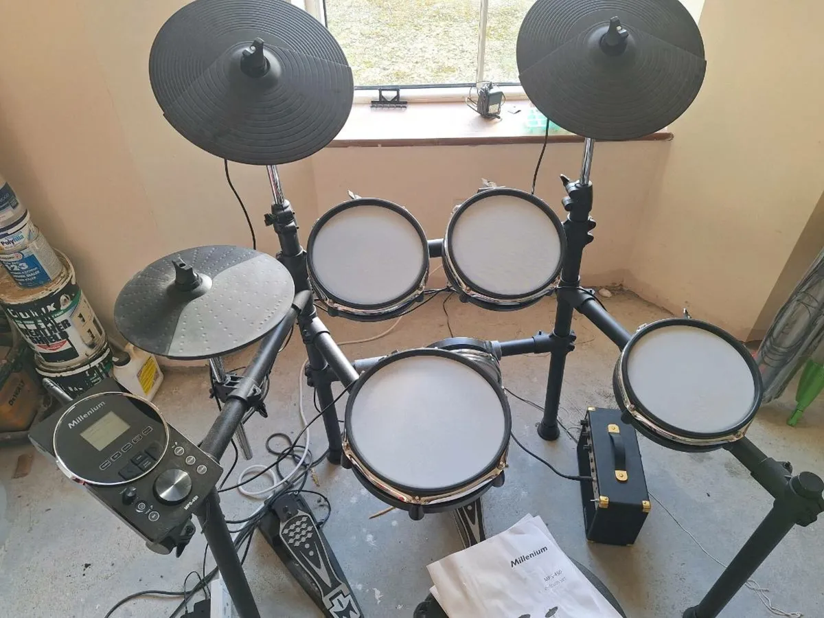 Millenium MPS-450 electronic drum kit - Image 1