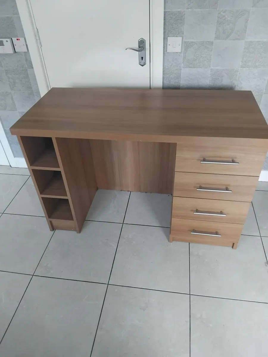 Desk - Image 1