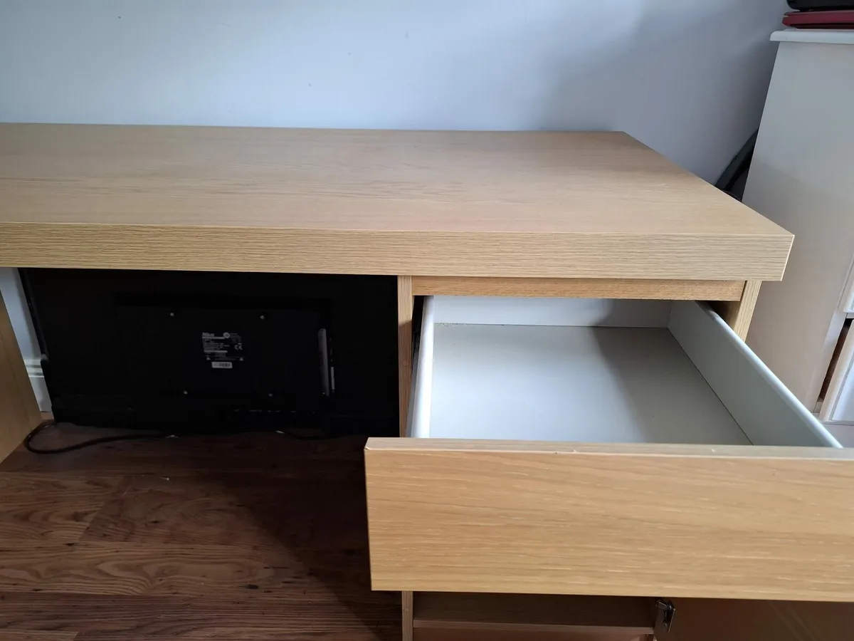 Office Desk - Image 3