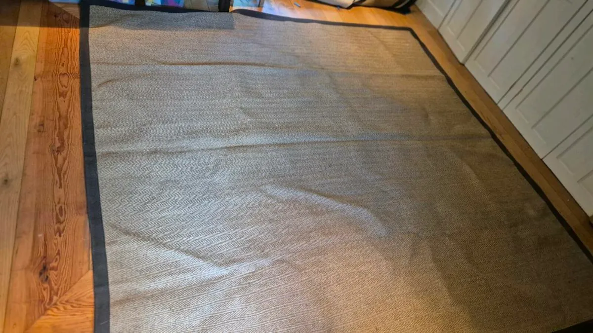 Herringbone Rug - Image 4