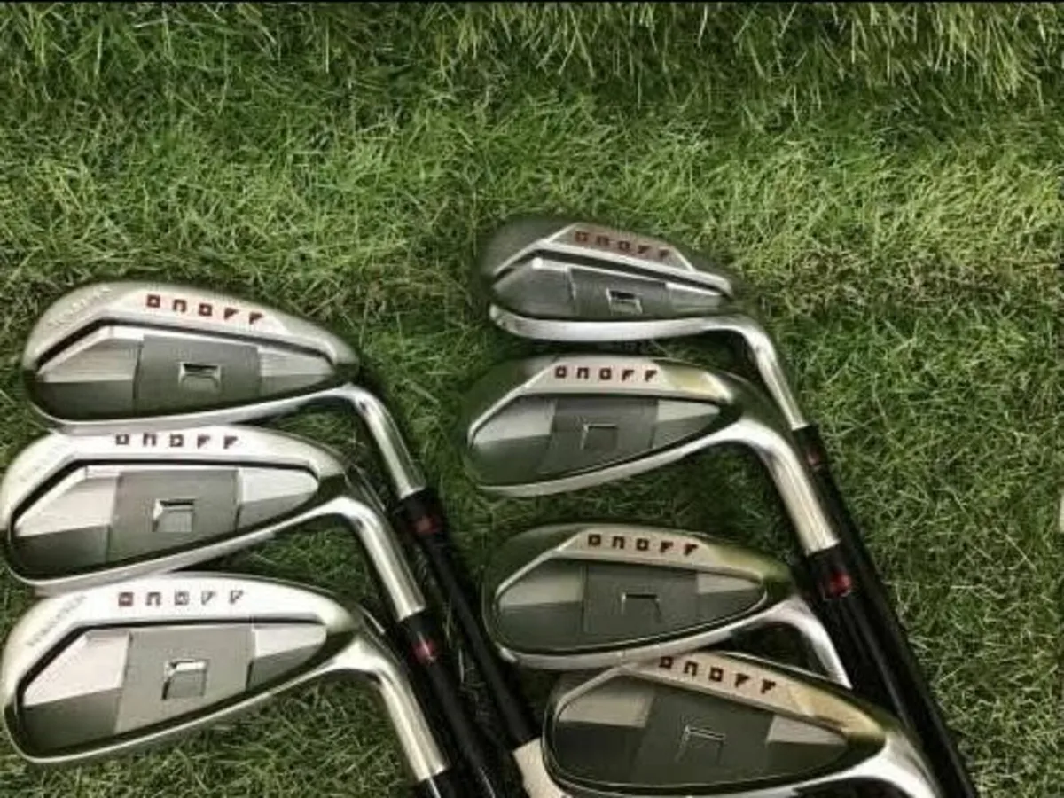 ONOFF AKA 2022 Irons (6-PW, AW, SW) – Smooth Kick - Image 1