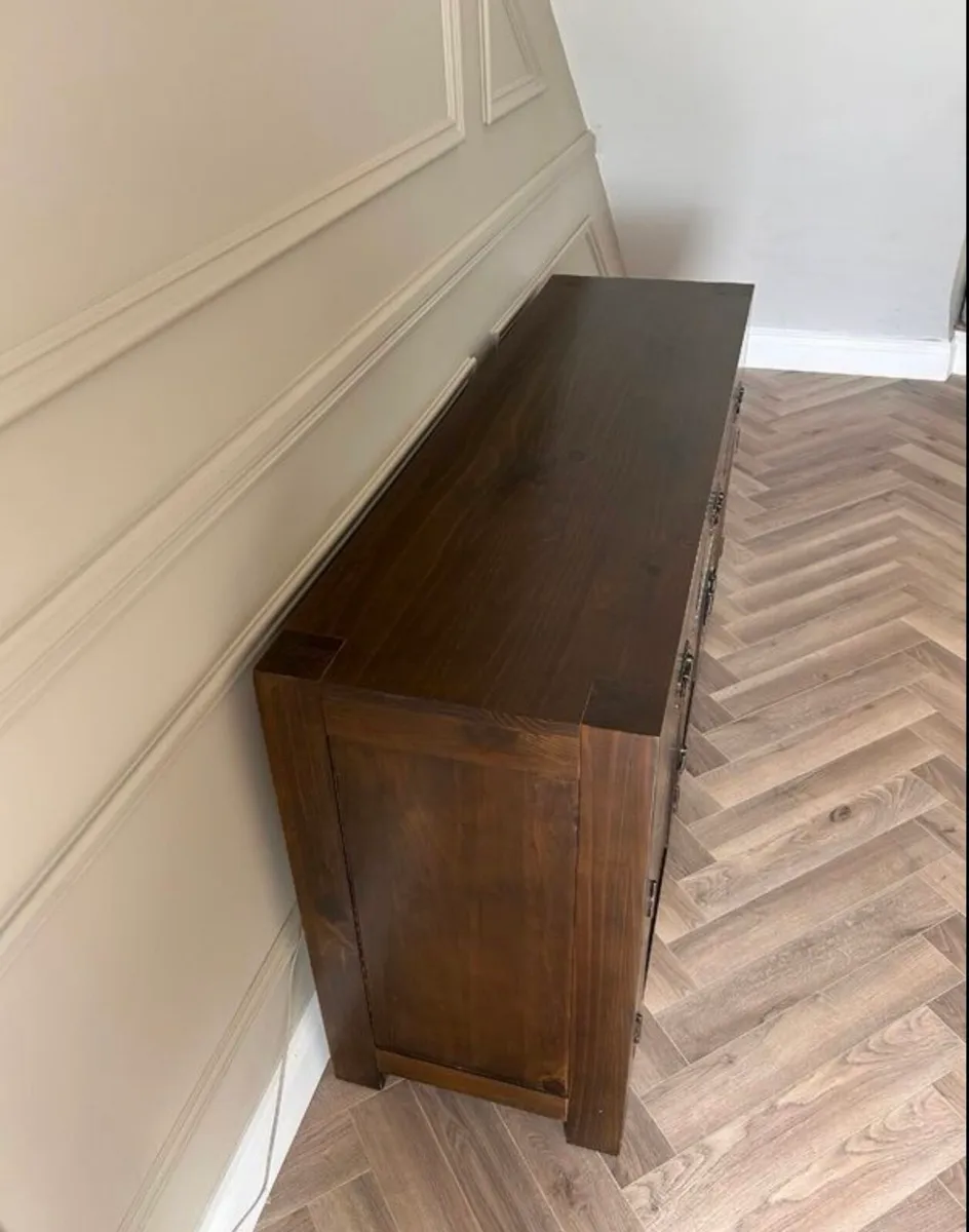 Hall console - Image 3