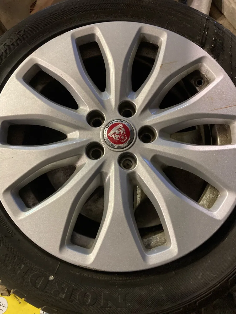 Alloy wheels. - Image 1