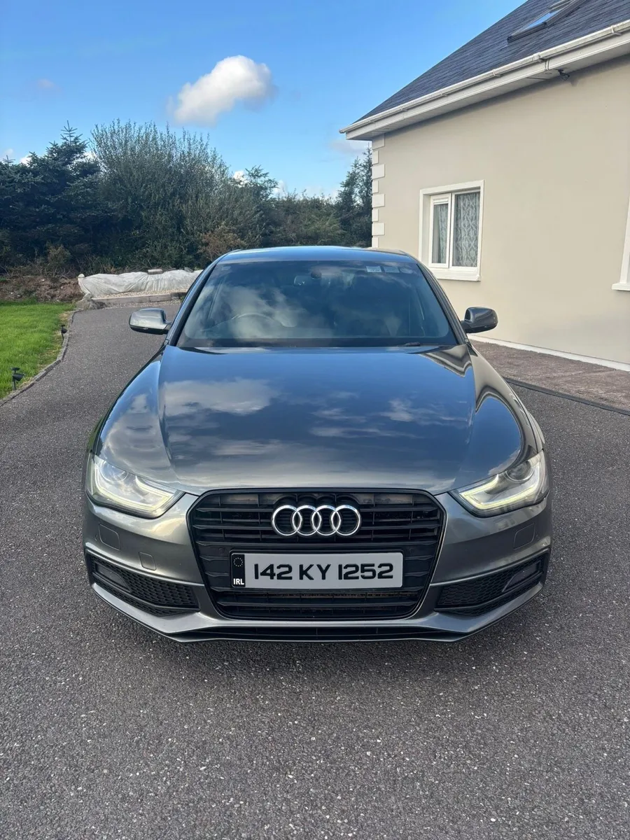 Audi A4 S Line Black Edition - Image 4