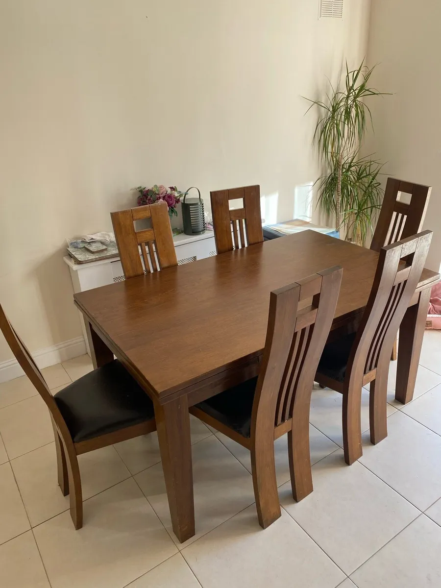Kitchen table and 6 chairs - Image 1