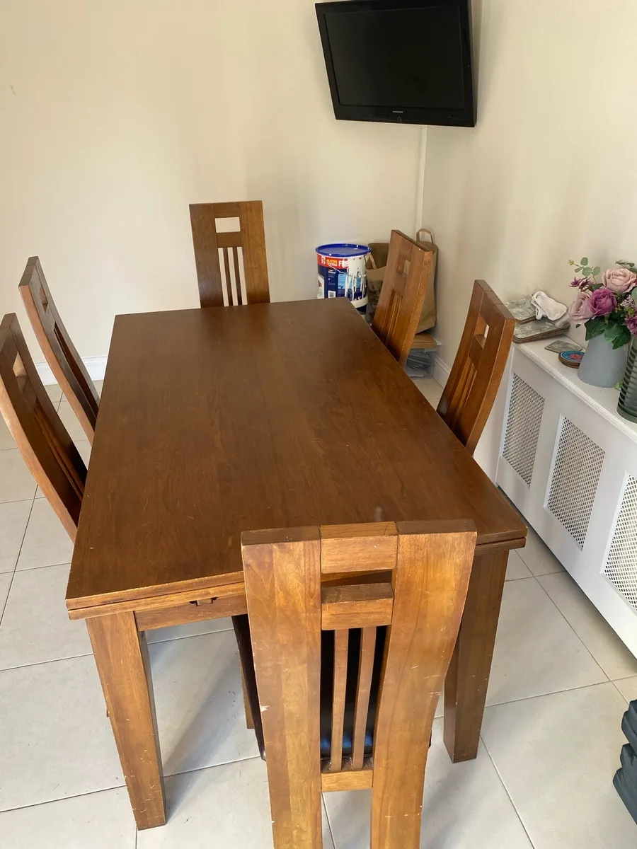 Kitchen table and 6 chairs - Image 2