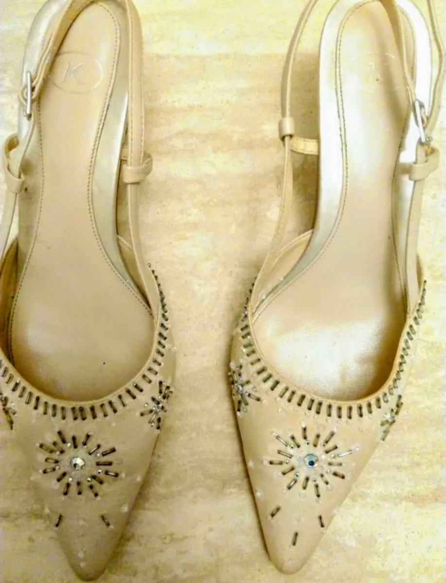 Pretty sling back shoes - Image 2