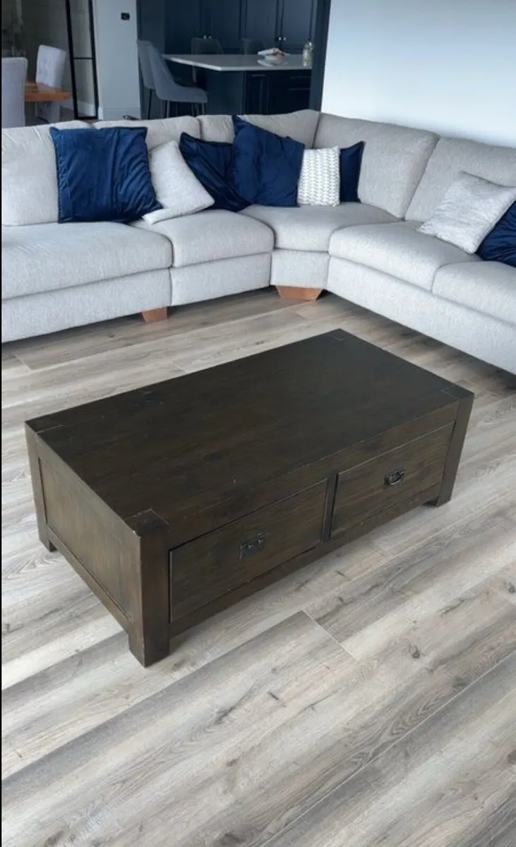 Walnut coffee table - Image 1