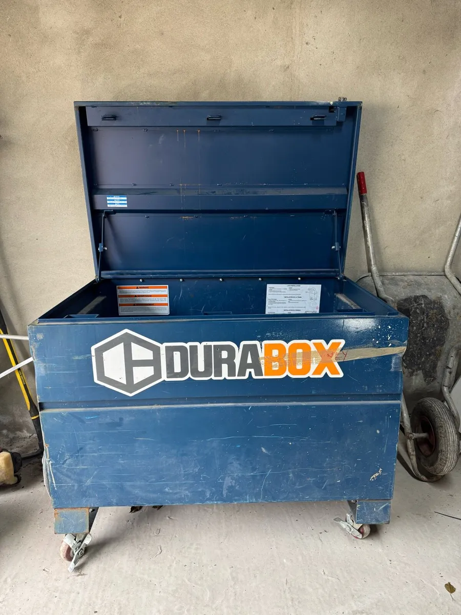 Site box - Image 1