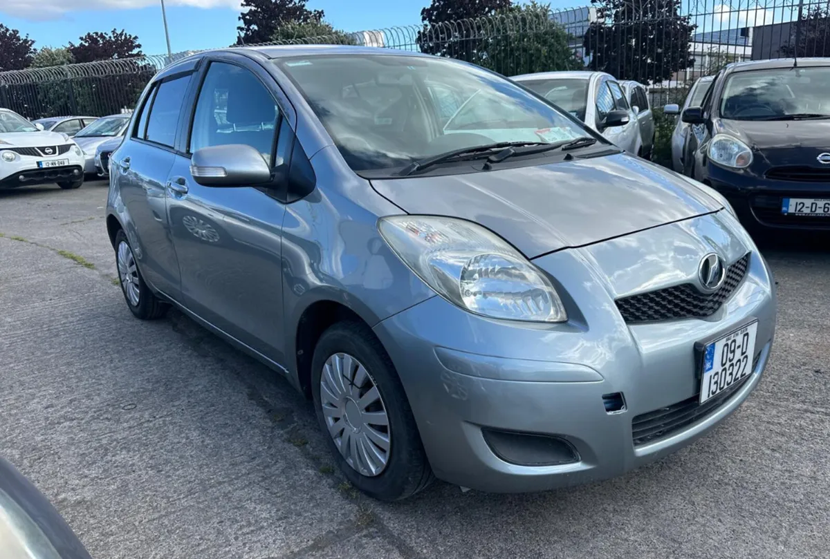 Toyota Vitz 2009 Automatic/ New Nct/ warranty. - Image 1