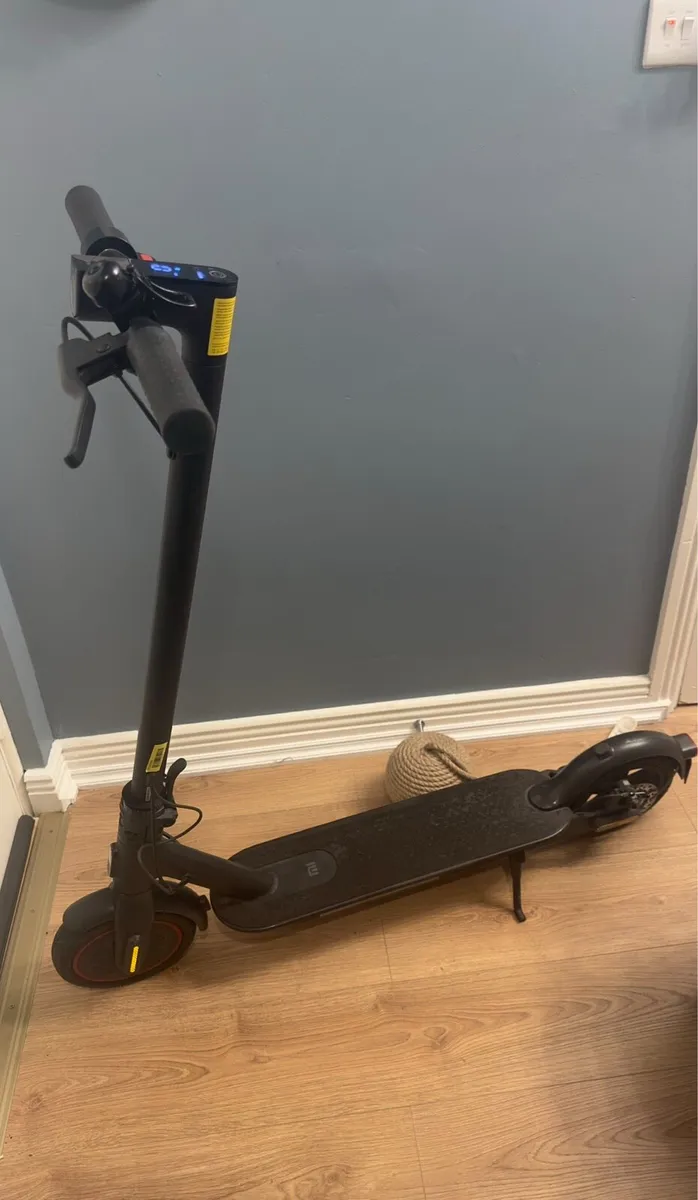 Mii Electric Scooter Pro 2 - Image 1