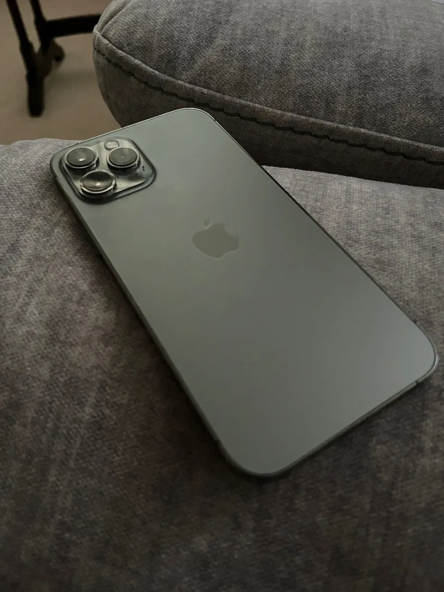 iPhone 12 Pro Max - Image 3