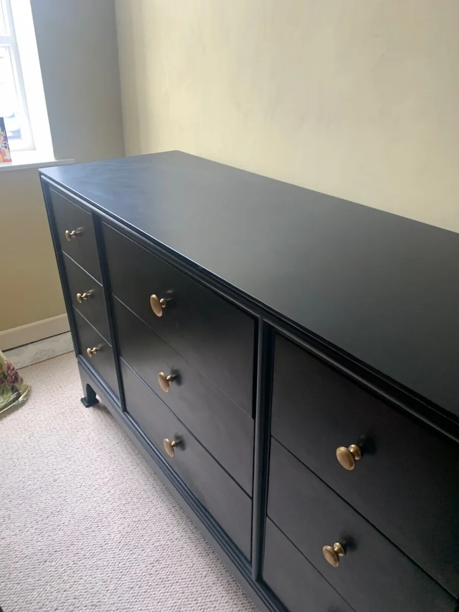 Black sideboard/unit with sliding drawers - Image 1