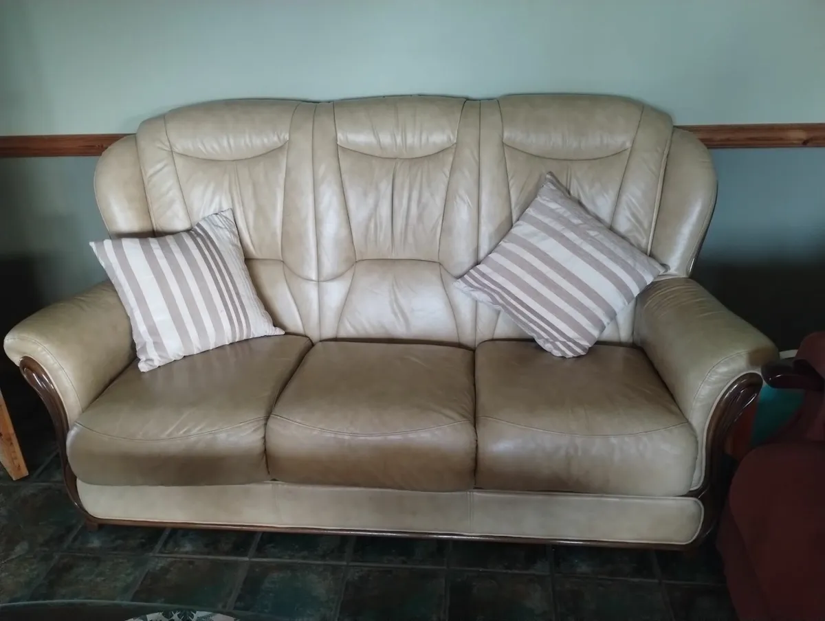 3 Seater Cream Leather Couch - Image 1