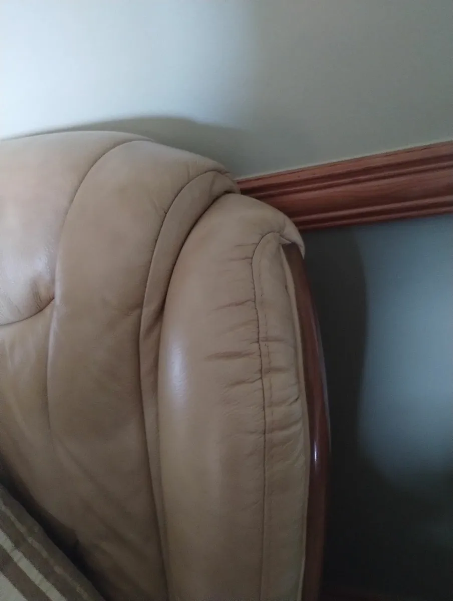 3 Seater Cream Leather Couch - Image 2