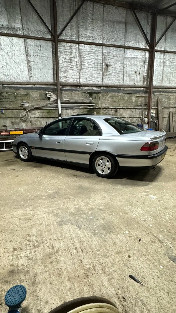 Vauxhall omega 3.0 mv6 - Image 3