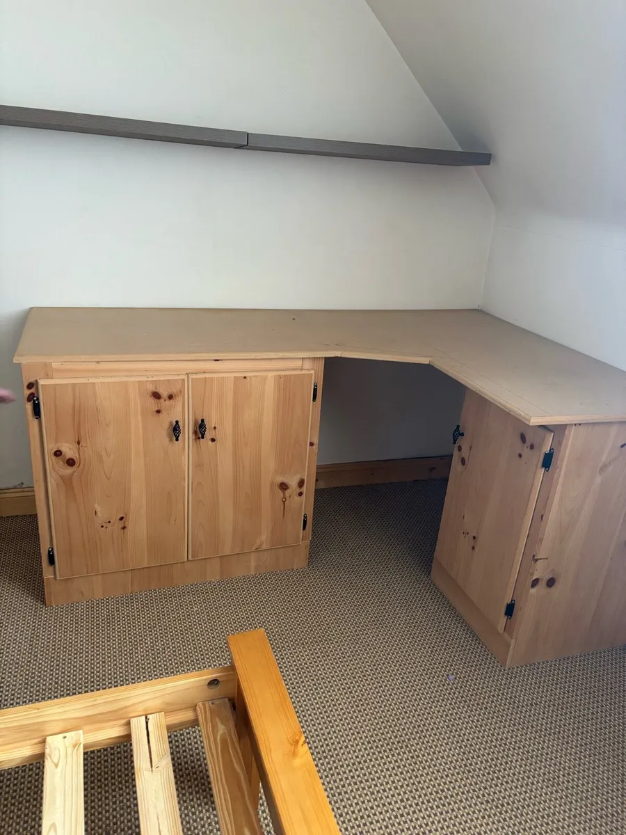 Wooden handmade unit - Image 1