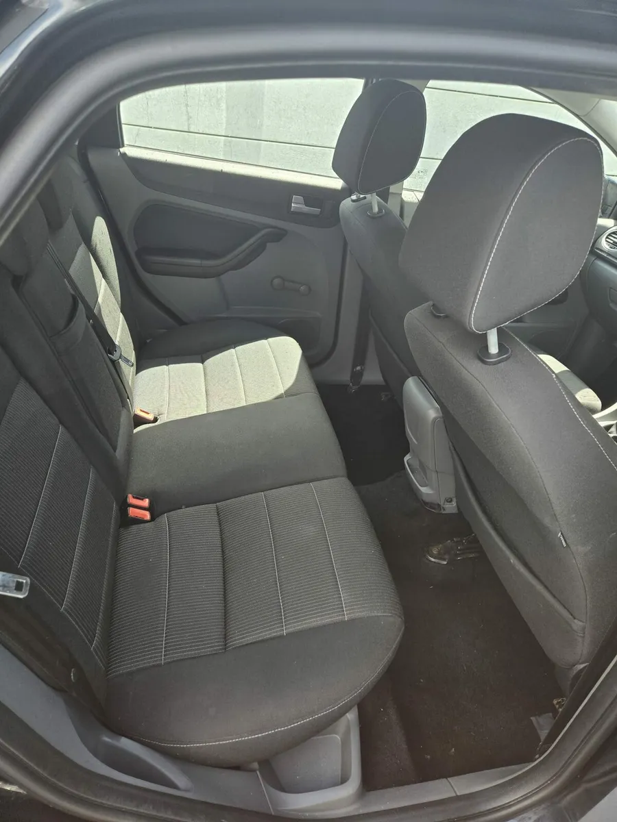 Ford focus - Image 4