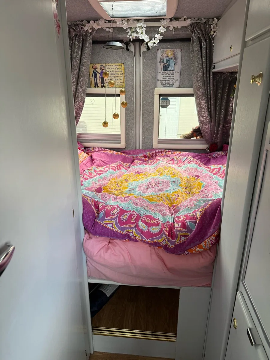 Campervan - Image 4