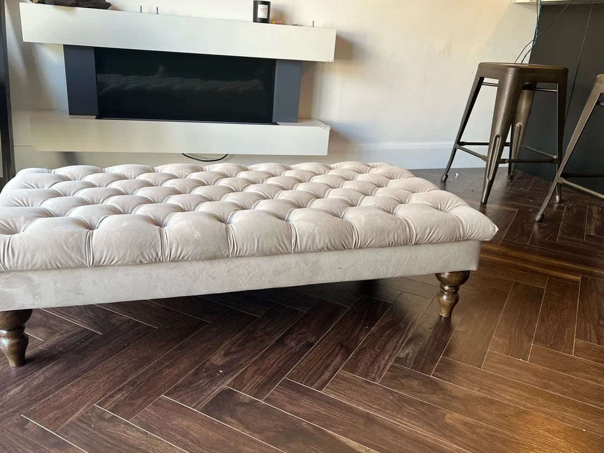 Cream velvet chesterfield ottoman - Image 2