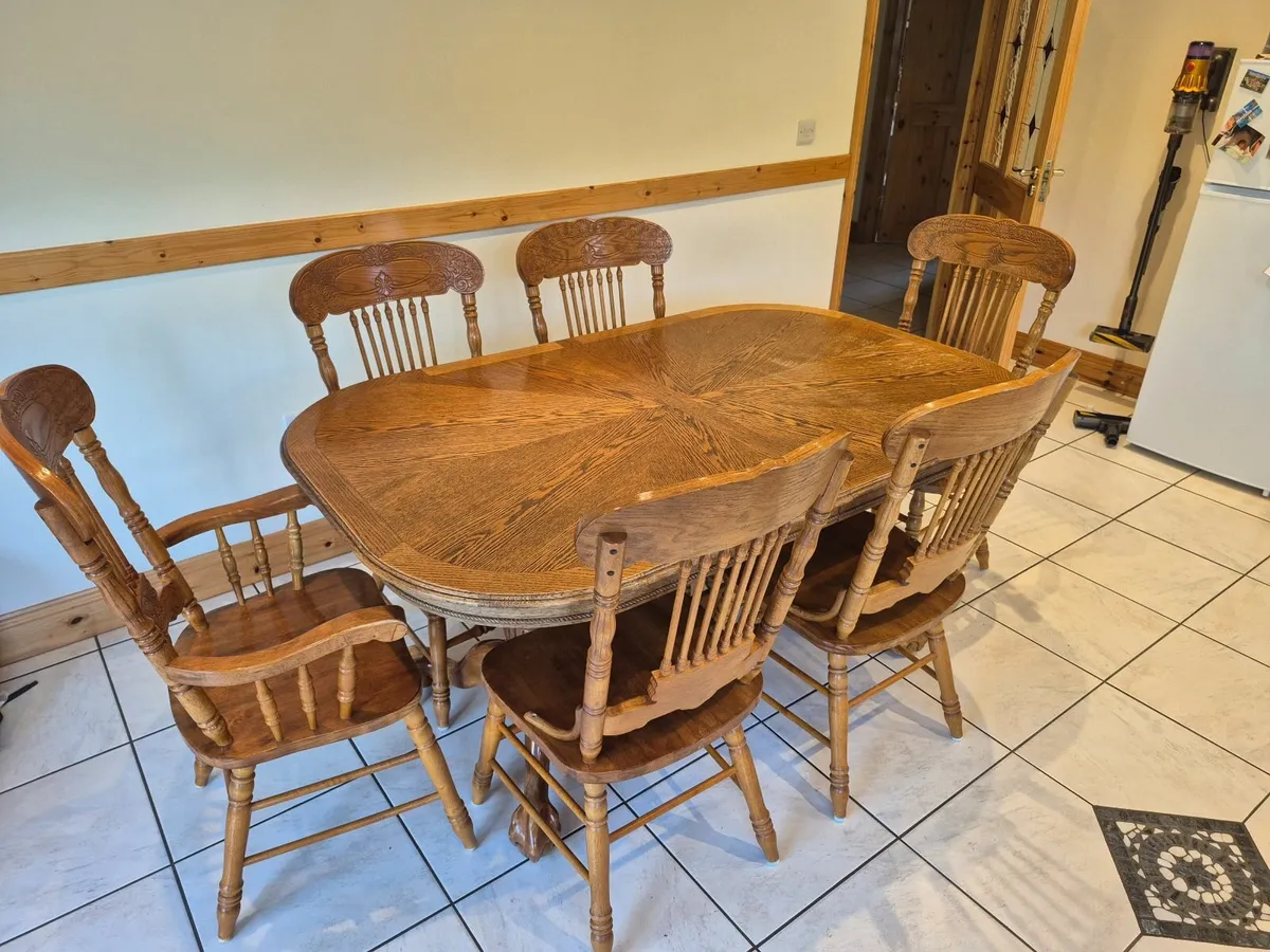 Dining table - Image 3