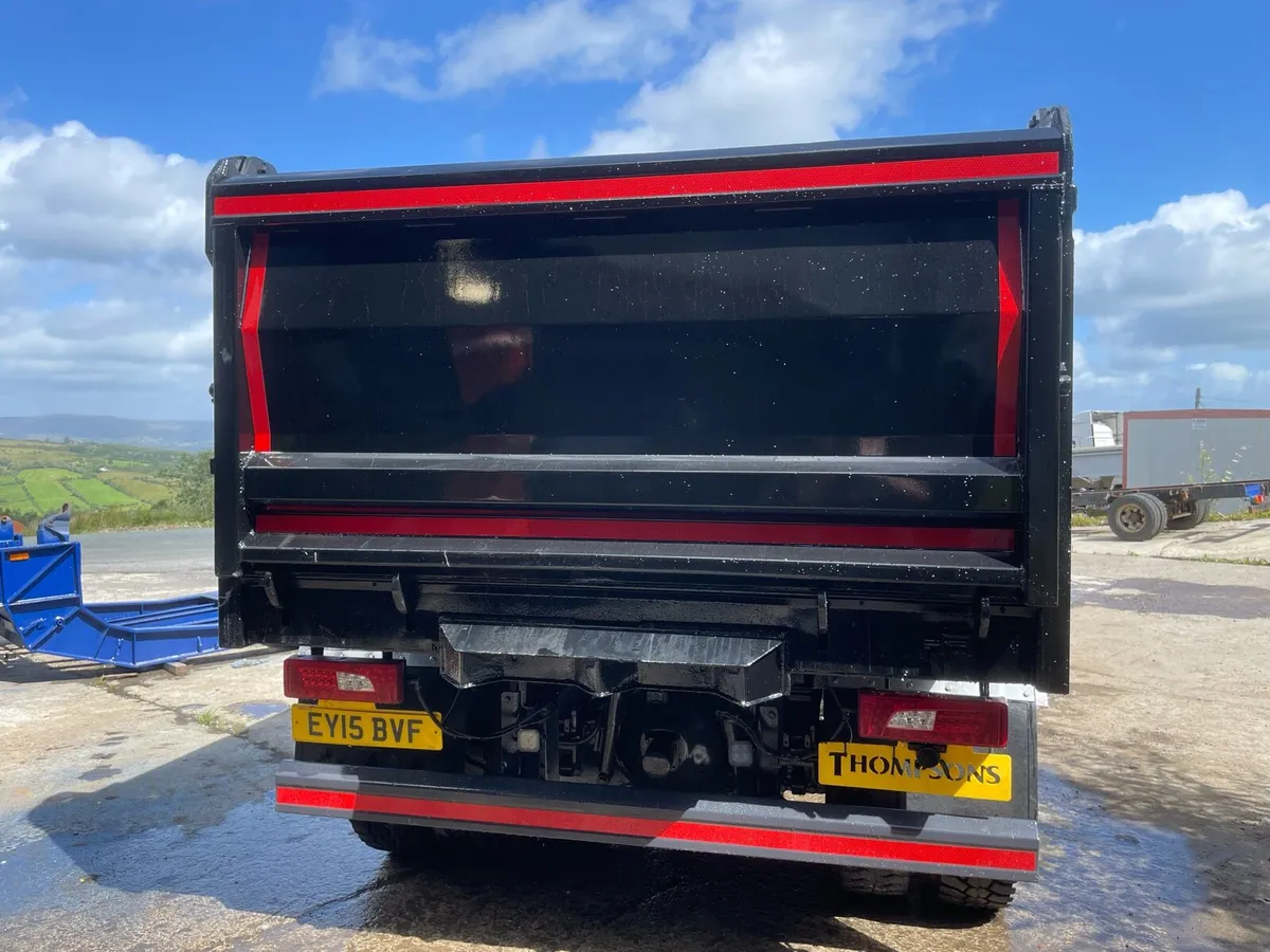 2015 SCANIA P410 8x4 TIPPER - Image 3