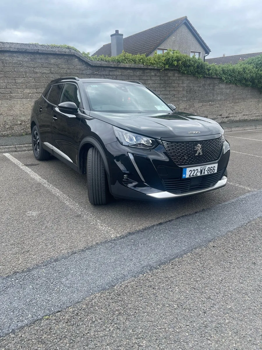 Peugeot 2008  3008 - Image 2
