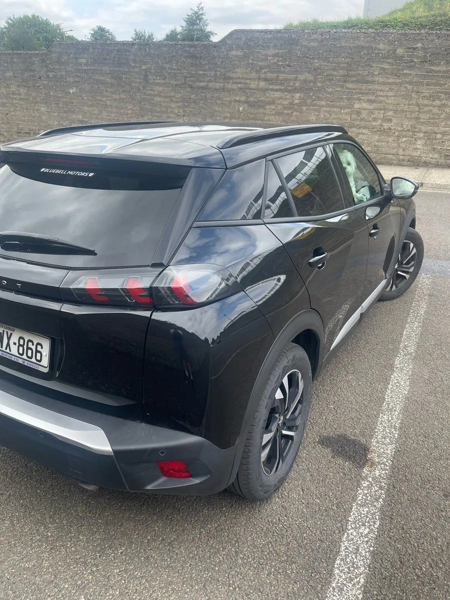 Peugeot 2008  3008 - Image 3