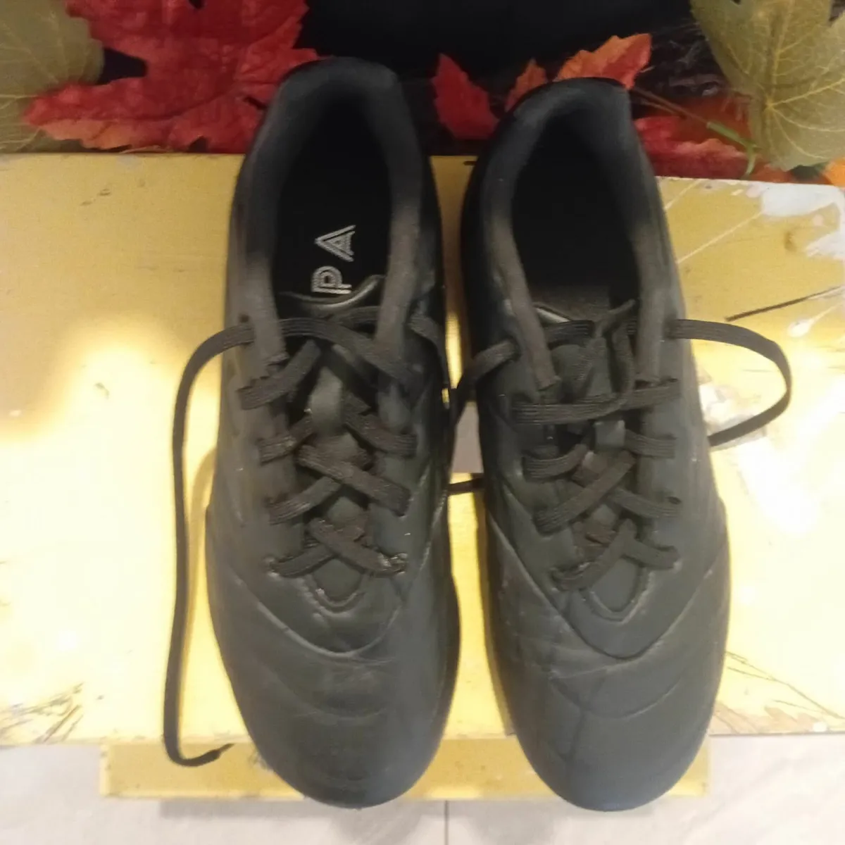 Adidas Copa Astroturf Boots, never worn (Size 8) - Image 3