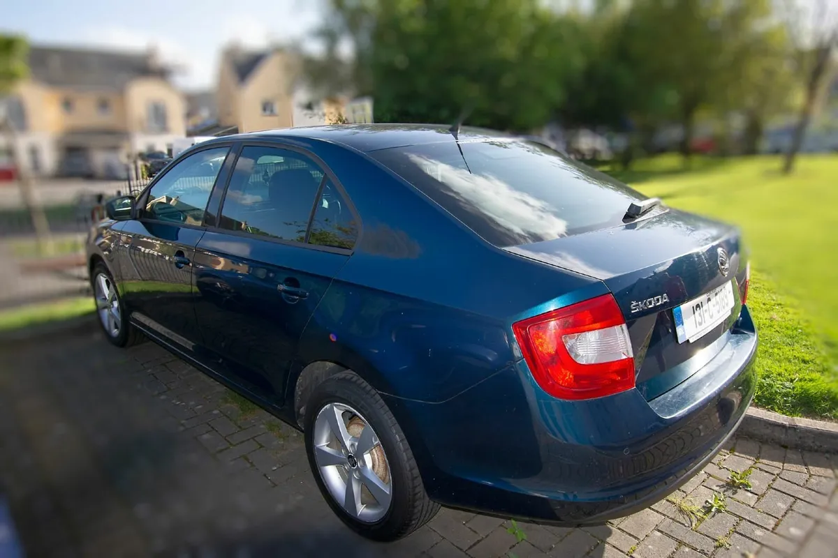 Low Mileage Skoda Rapid 2013 - Image 4