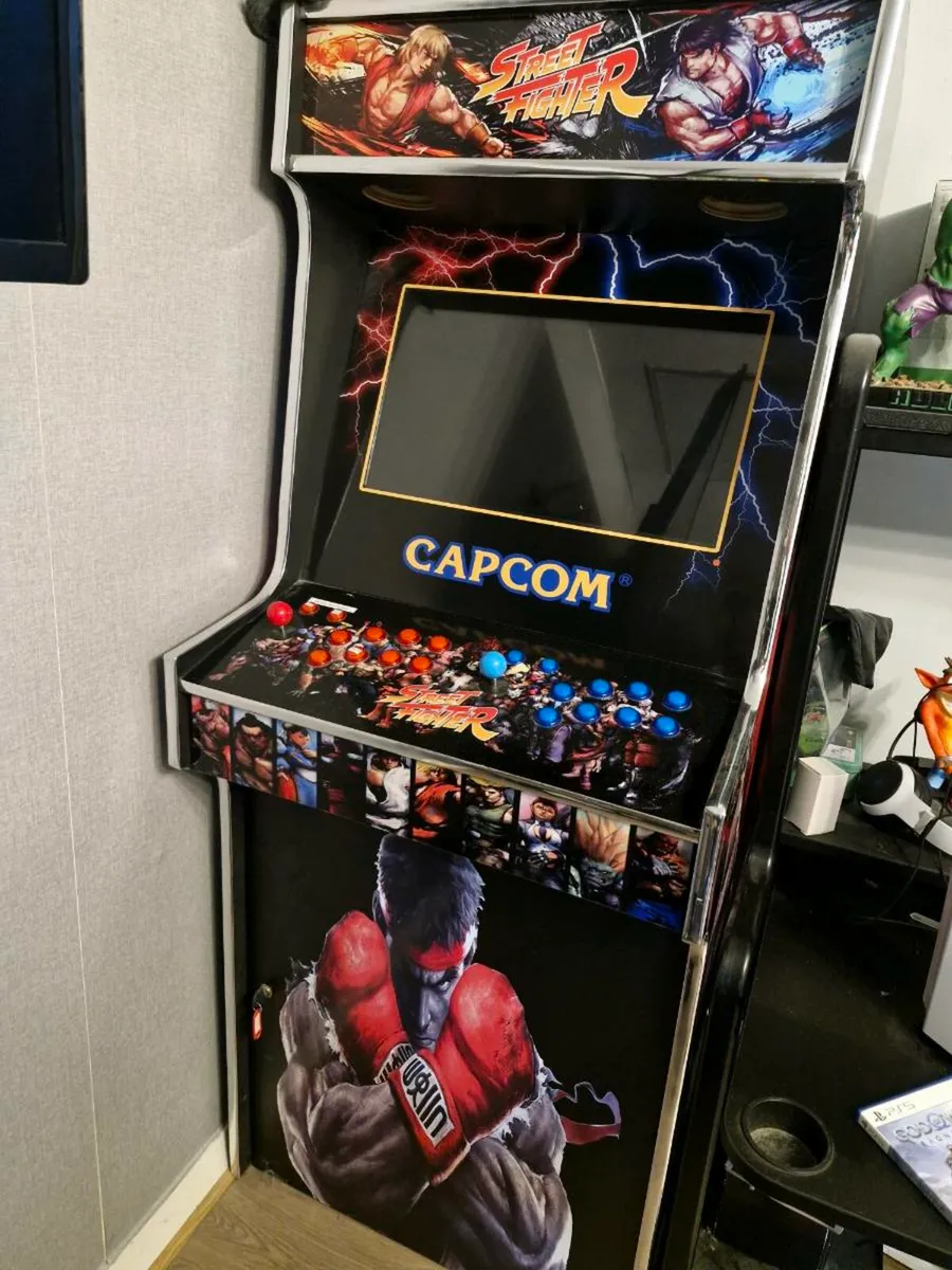 Arcade Machine/ Games Console - Image 1