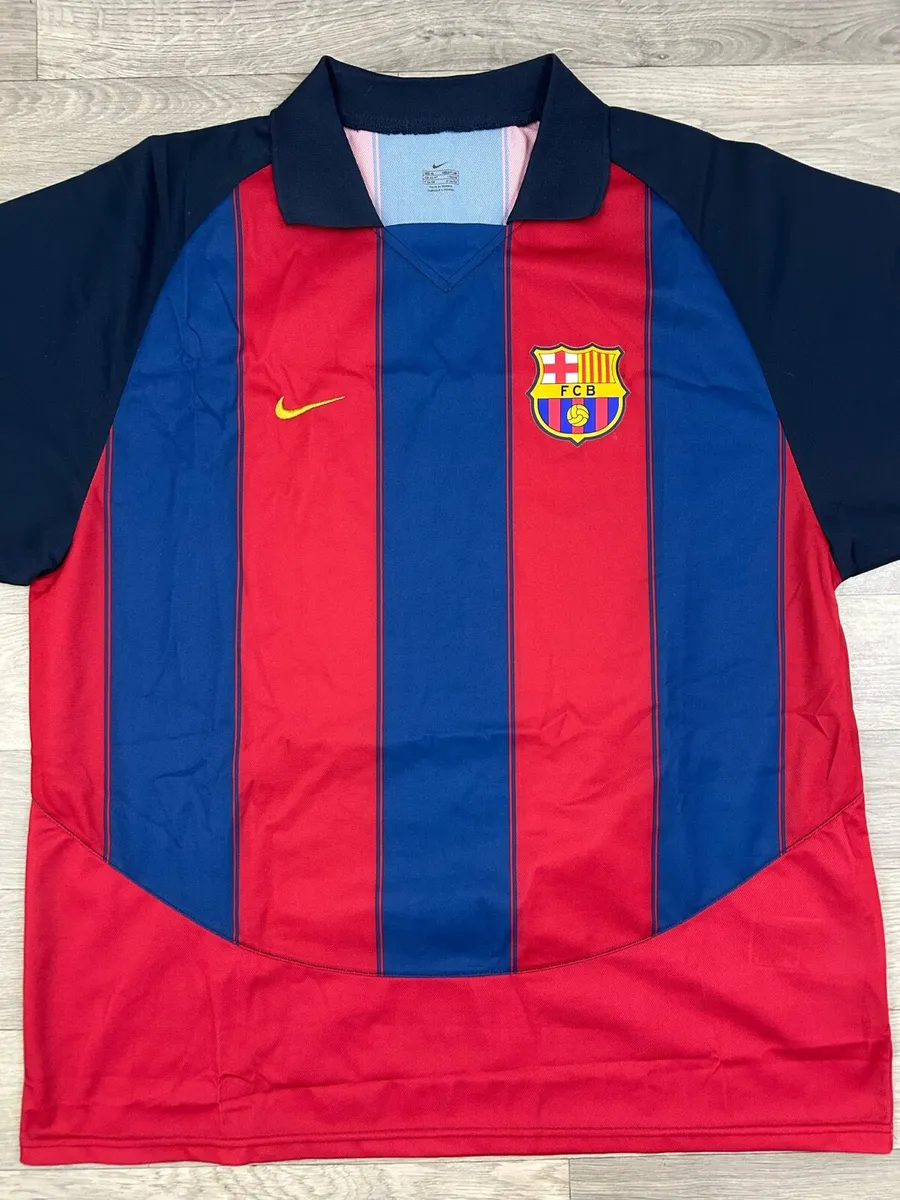Genuine Vintage 2003 Nike Barcelona Home Jersey - Image 2
