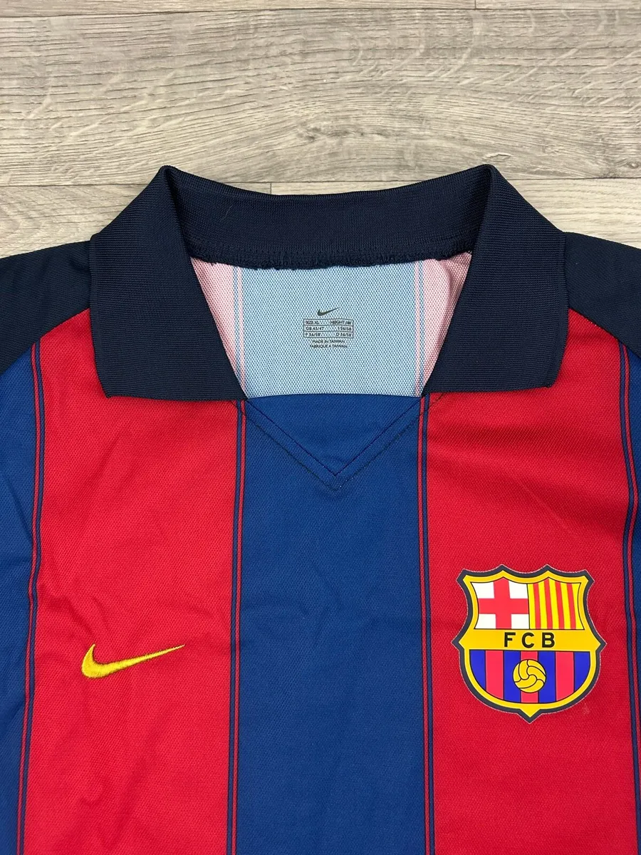 Genuine Vintage 2003 Nike Barcelona Home Jersey - Image 3