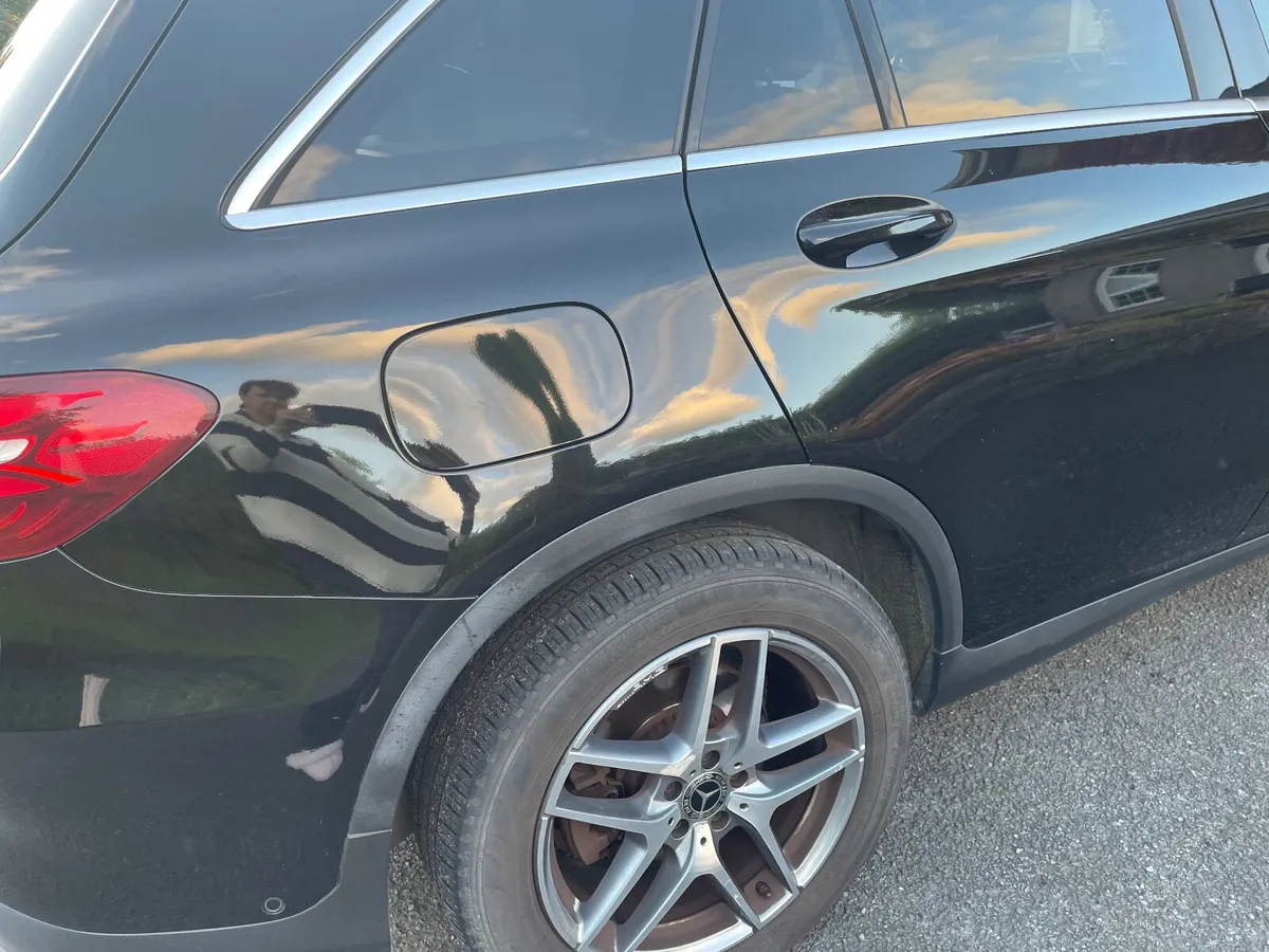Mercedes-Benz GLC 2018 - Image 3