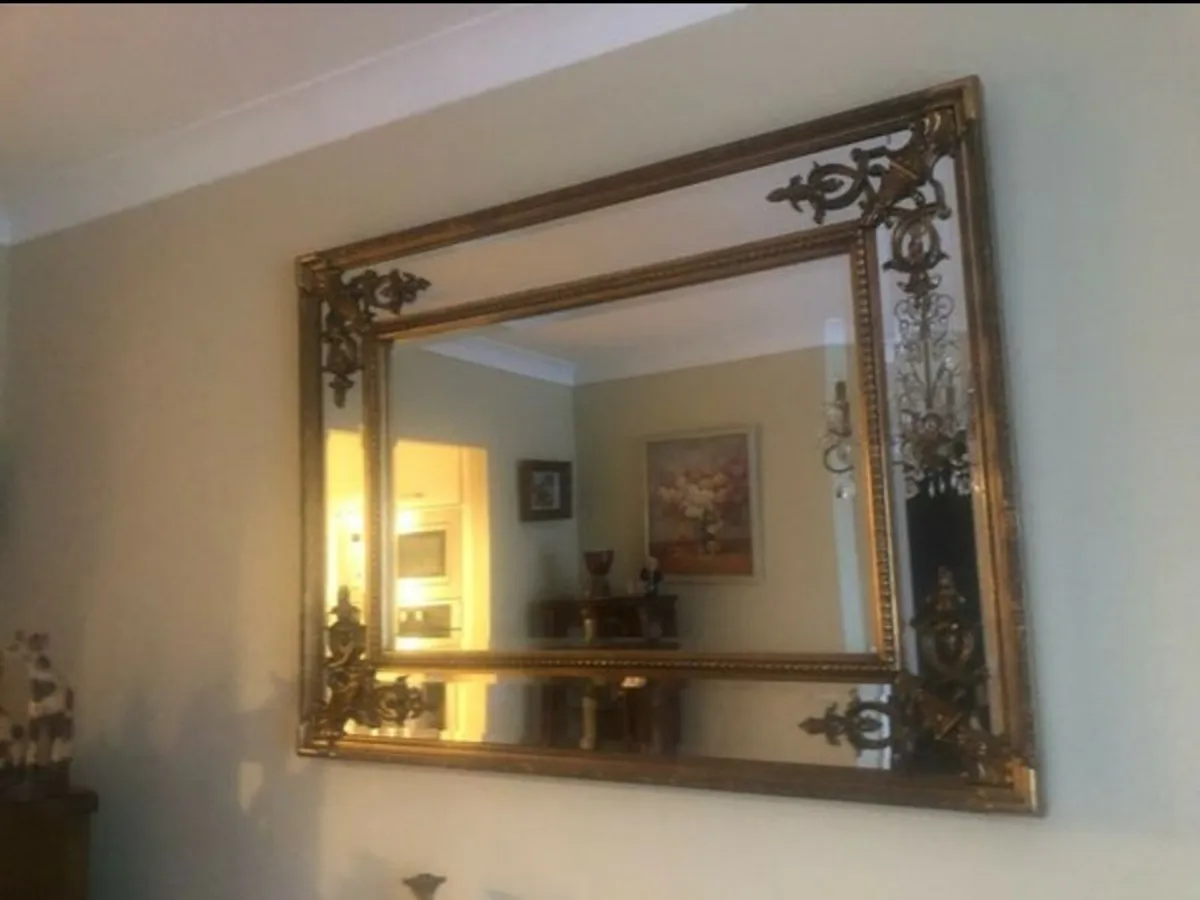 Antique mirror - Image 1