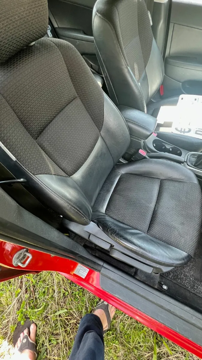 Hyundai i30 2010 - Image 4