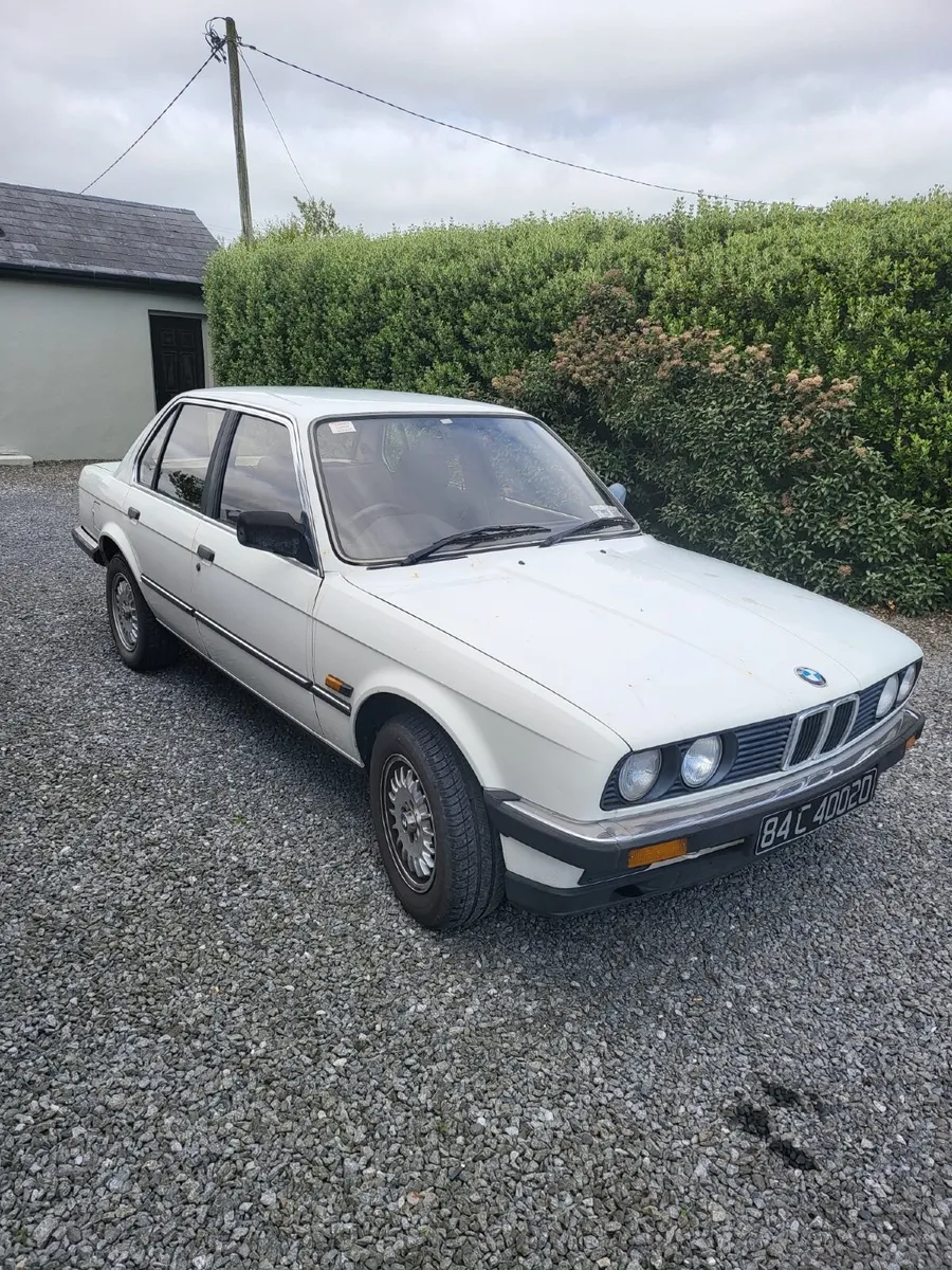 BMW 3-Series 1984 - Image 3