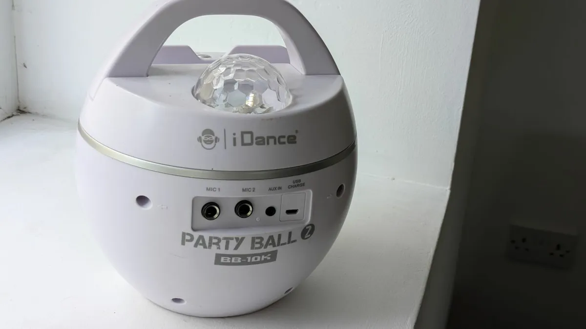 iDance Party Ball BB-10K Kids Karaoke Machine - Image 1