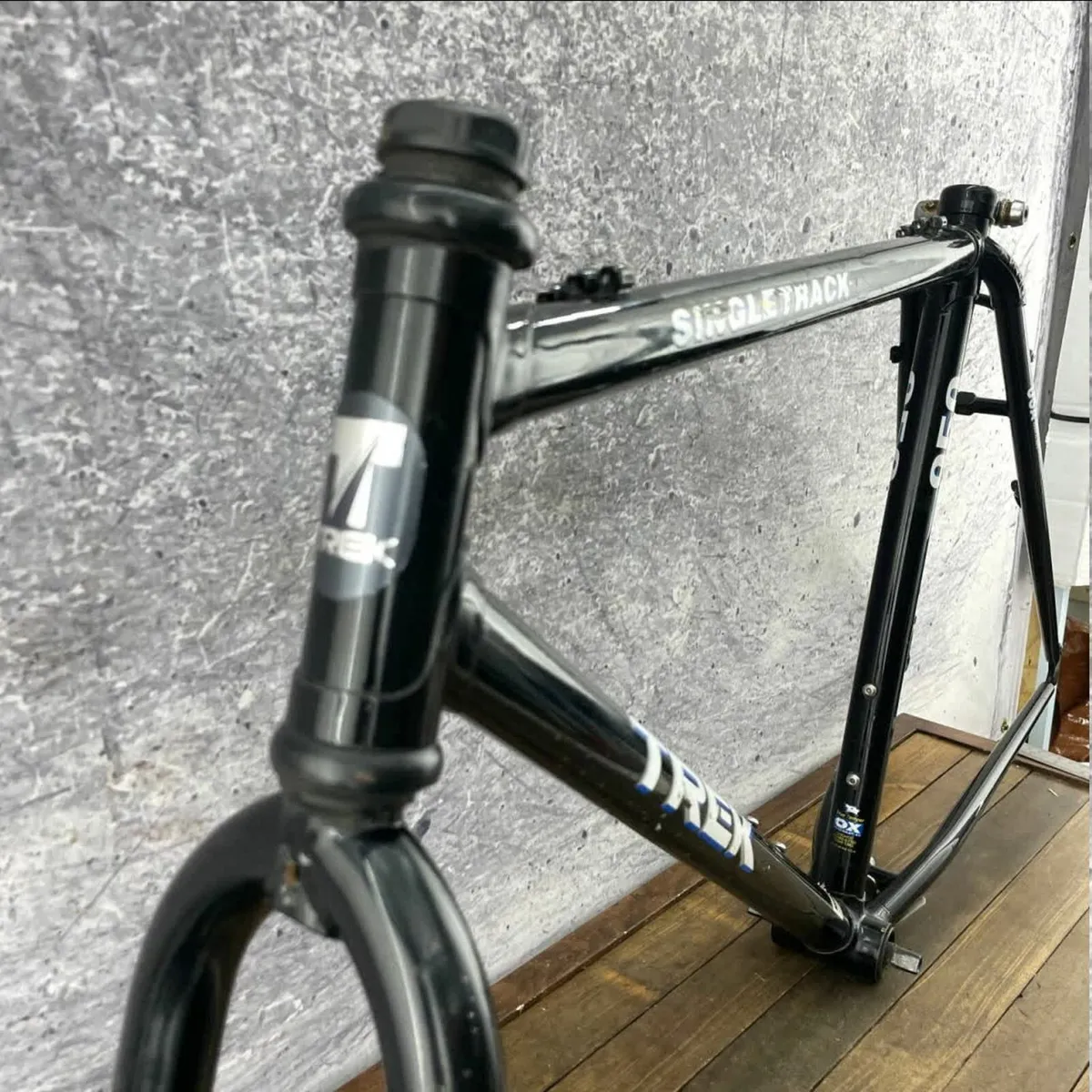 Vintage Trek 950 Frame Set 20 in Lugged Tange Big - Image 4