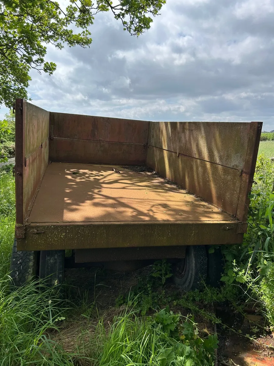 Trailer for grain transport - Image 1