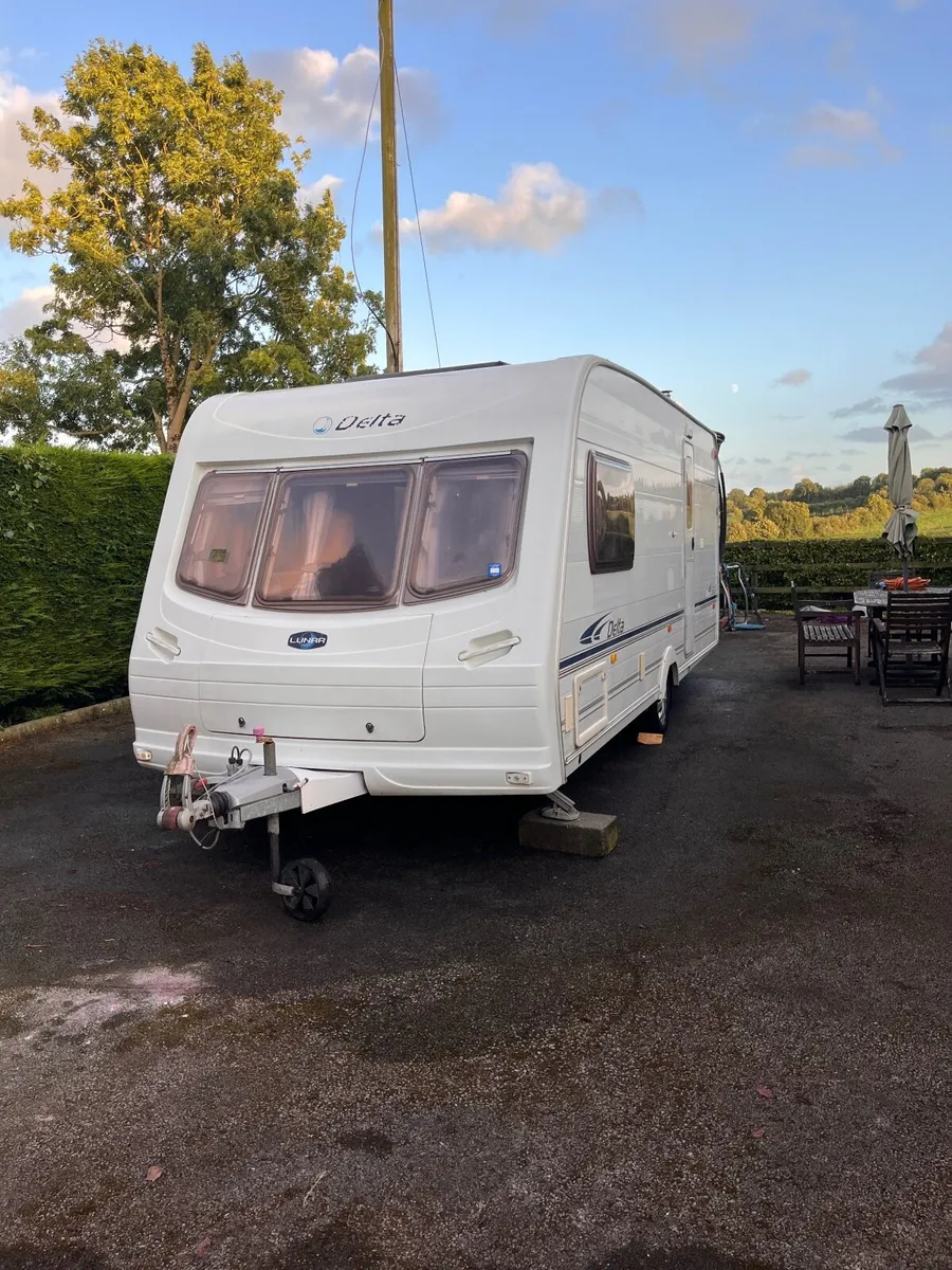 Caravan - Image 1