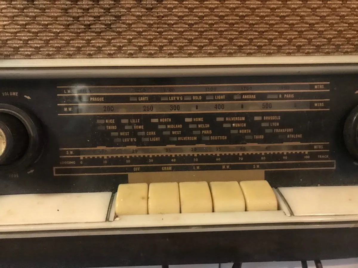 Antique radio - Image 2