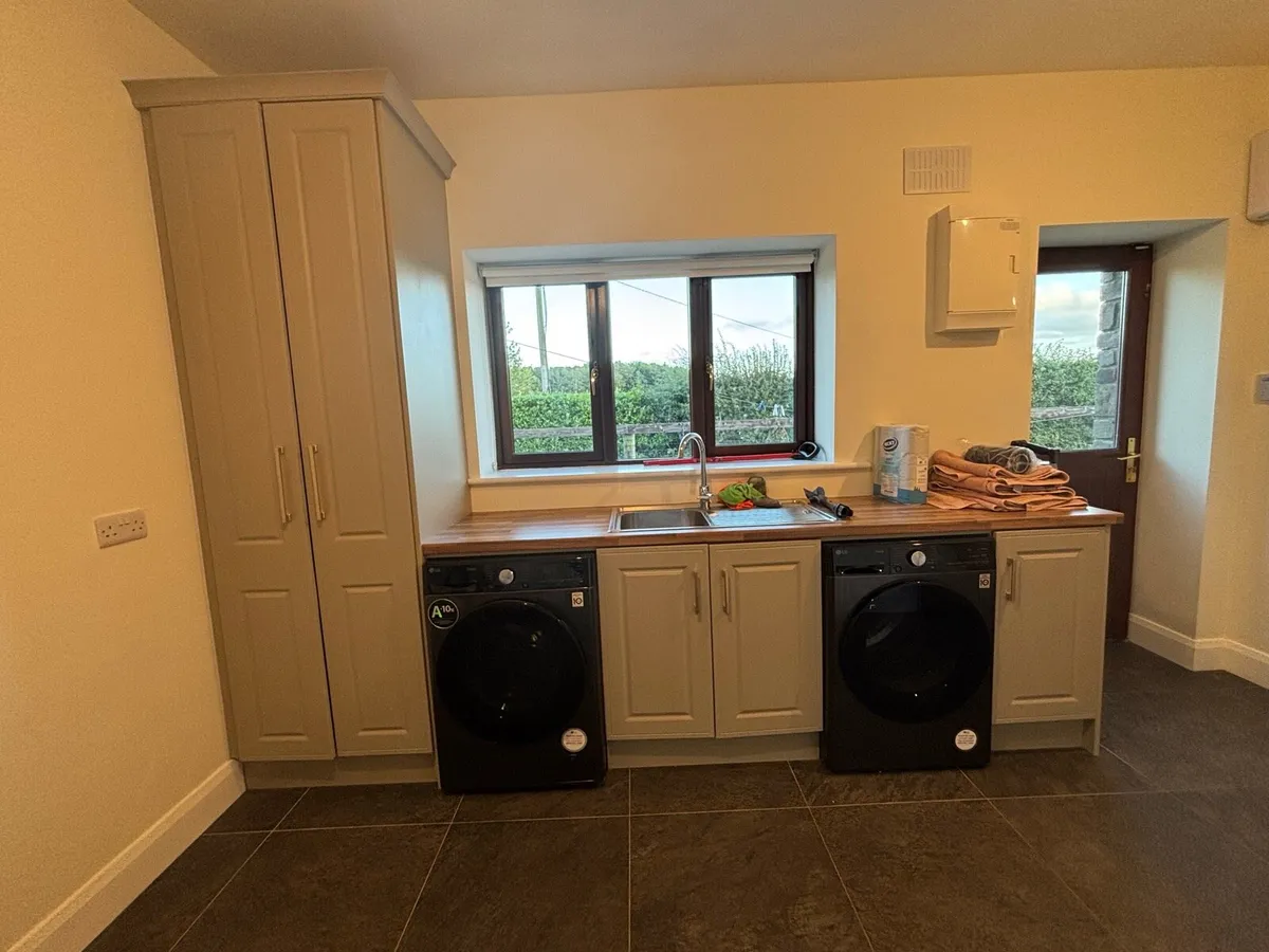 Kitchen - Image 2