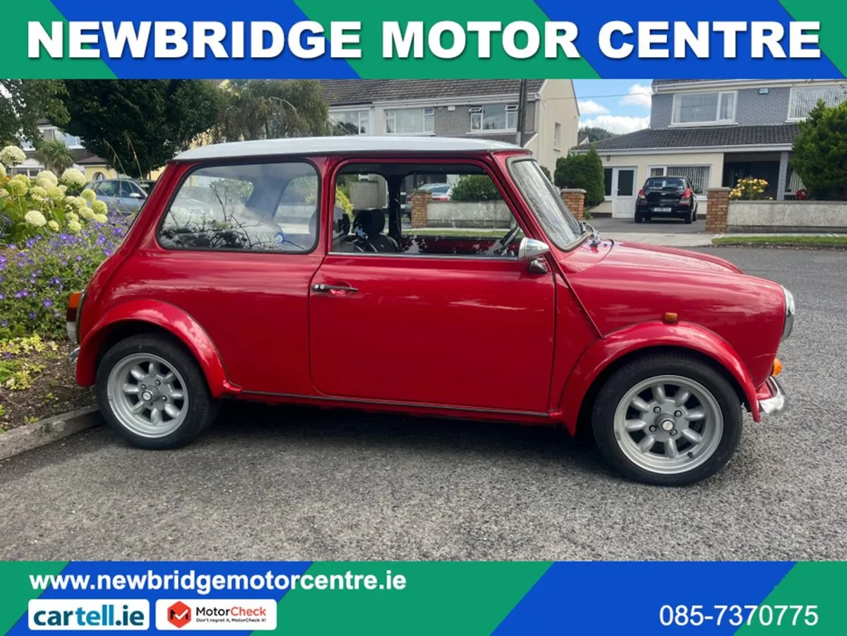 Austin Mini Fully Restored - Image 4