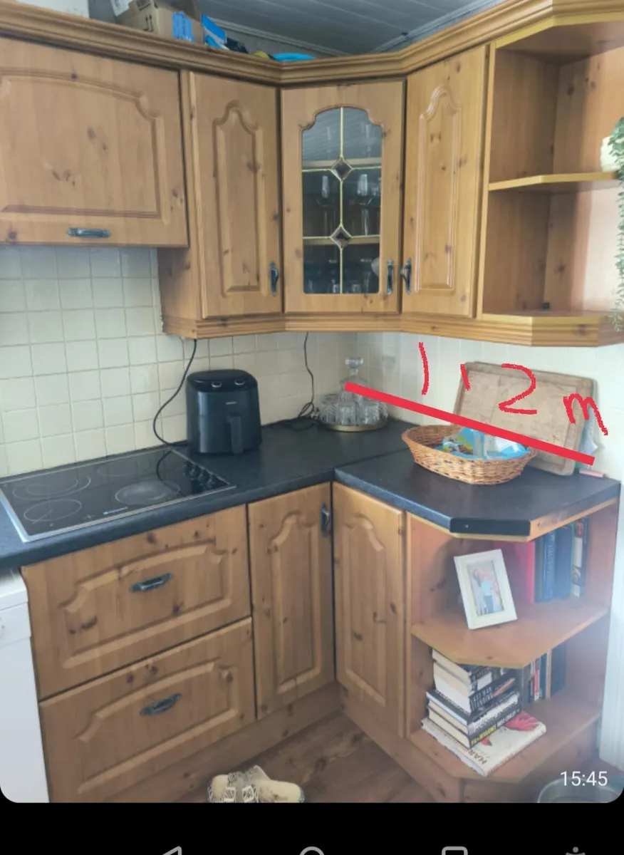 Fitted kitchen - Image 1