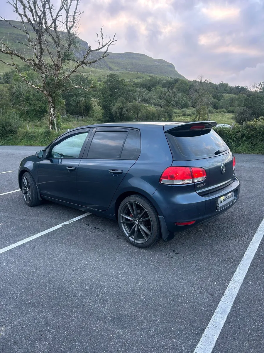 Volkswagen Golf - Image 1